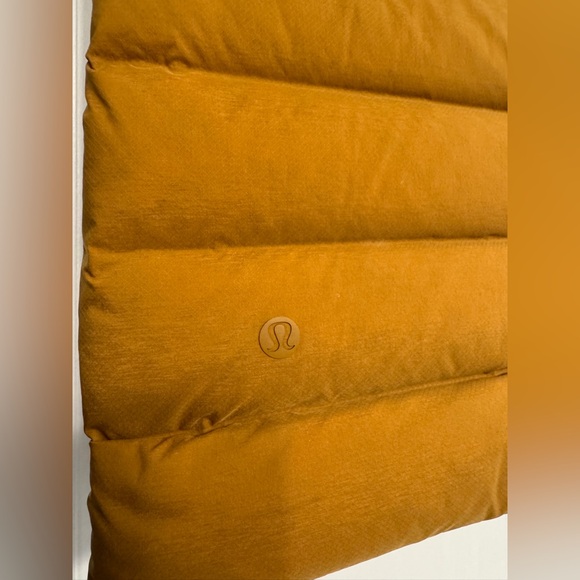 Lululemon Navigation Stretch Down Vest 6 - Picture 5 of 7